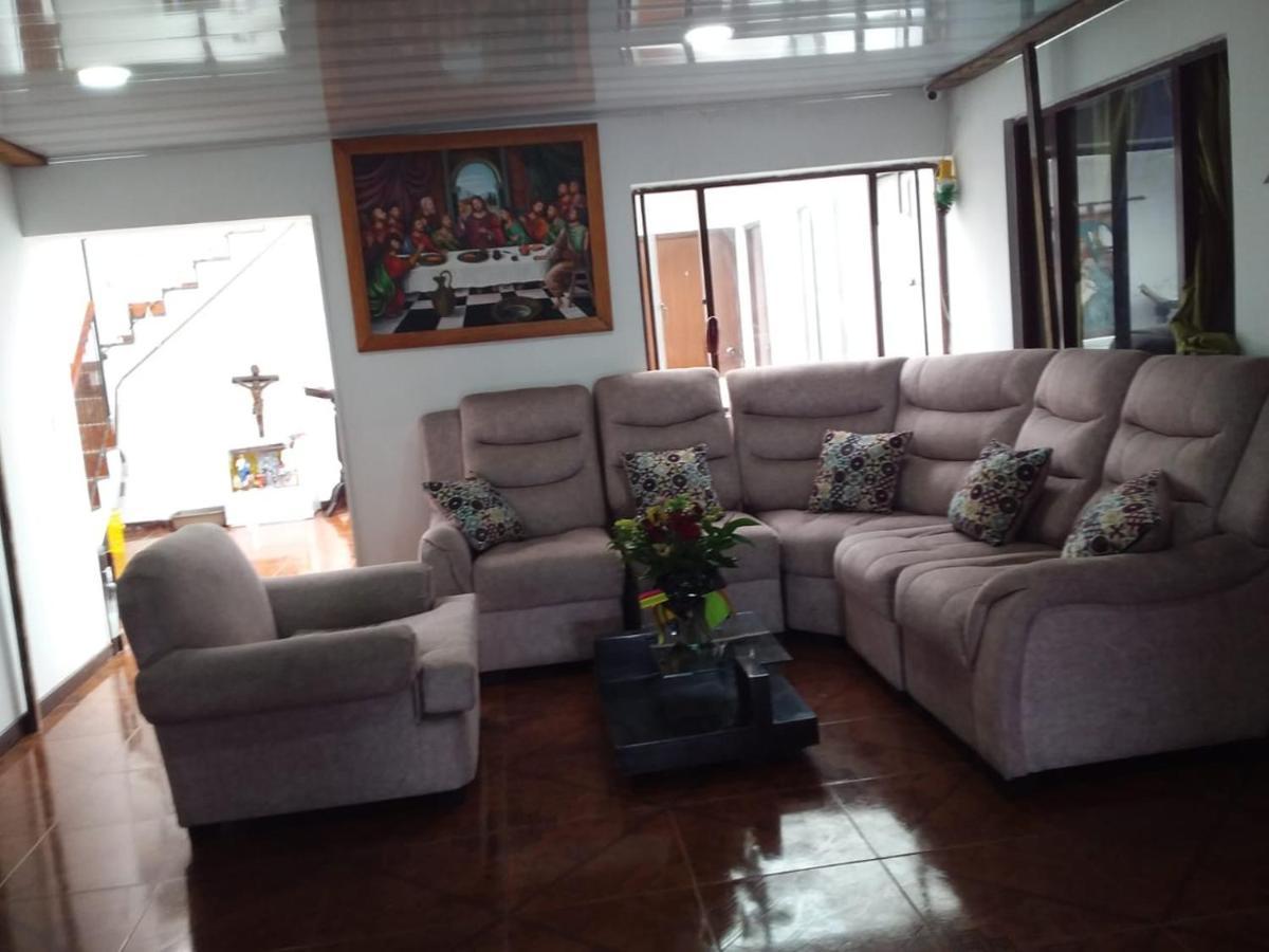 Habitacion Con Bano Privado Cerca Al Aeropuerto Bogota Exterior photo