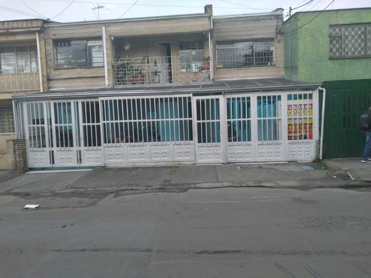 Habitacion Con Bano Privado Cerca Al Aeropuerto Bogota Exterior photo